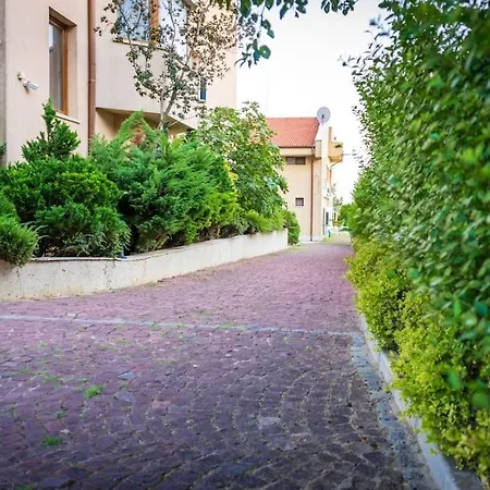 Appartement Paradise Corner - 2 Bedroom Ground Floor