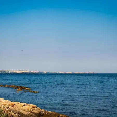 Paradise Corner - 2 Bedroom Ground Floor * Topola