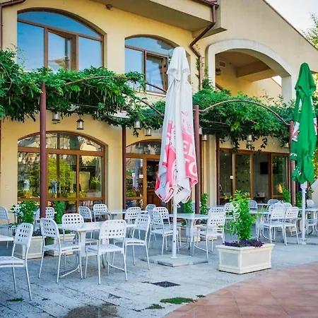 Appartement Paradise Corner - 2 Bedroom Ground Floor *