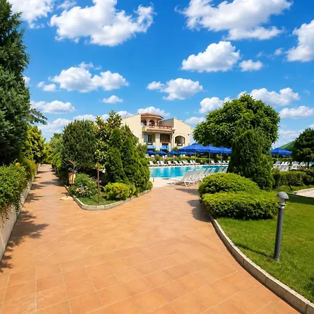 Apartment Paradise Corner - Spacious 2br Ground Floor *